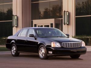 Cadillac DeVille 2000 года
